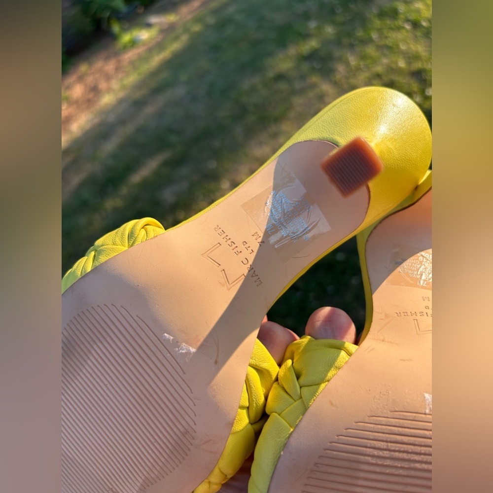 Marc Fisher Yellow Draya Square Toe Slides Size 7… - image 8